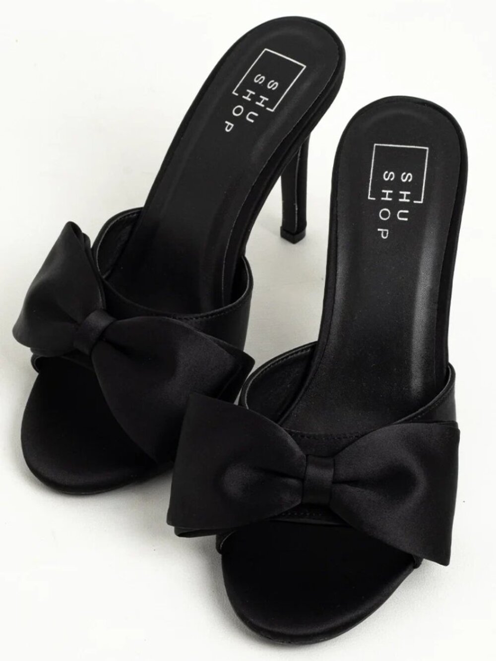 SHU SHOP Elena Black Bow Heel